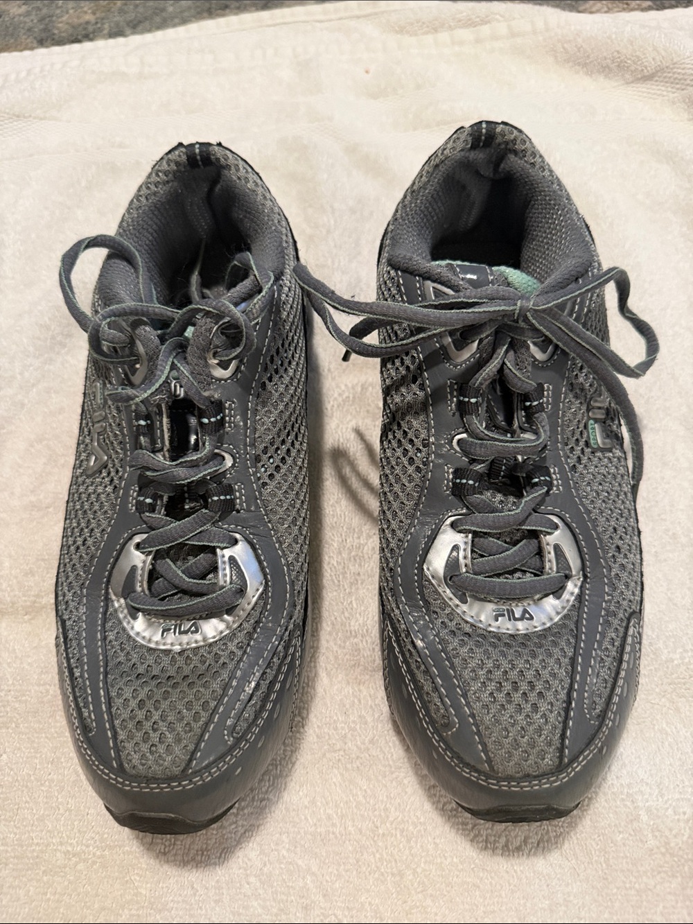 Fila Kids Black and Gray Mesh Athletic Sneakers
